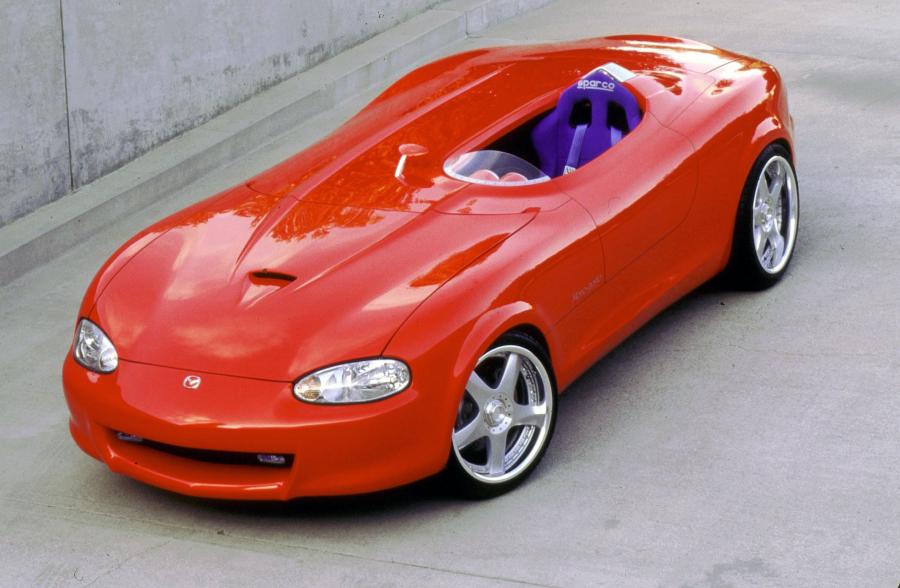  Mazda Miata Mono Posto 2000 года  (фото 12 из 16)